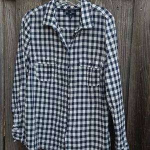 Gap black and white checked shirt